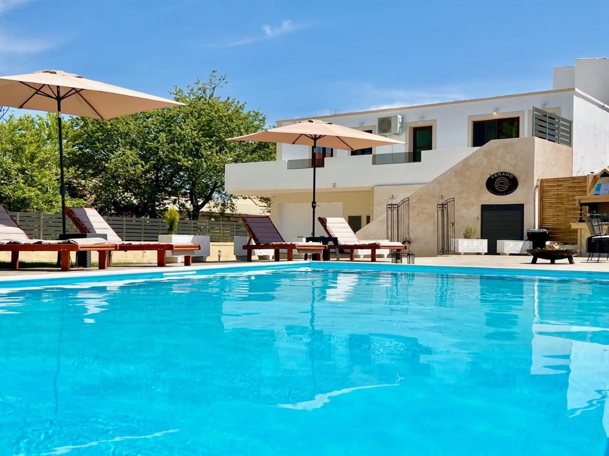 Beach Villa Verano With Private Pool By Dadovillas Sidárion 외부 사진