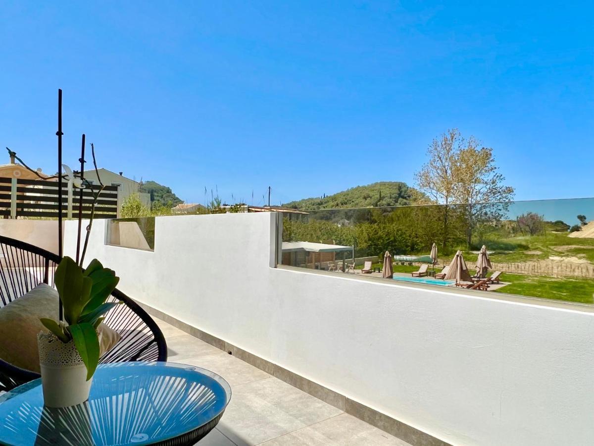 Beach Villa Verano With Private Pool By Dadovillas Sidárion 외부 사진
