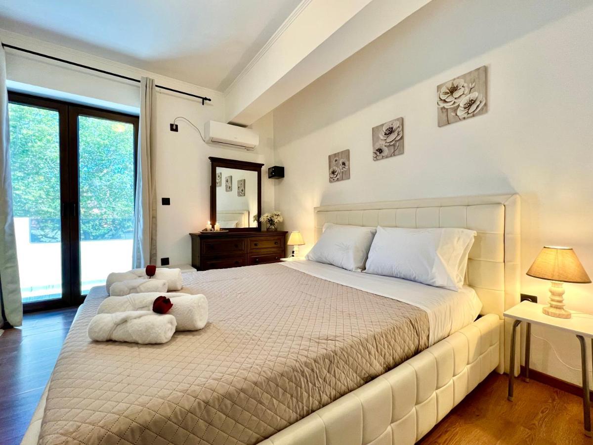 Beach Villa Verano With Private Pool By Dadovillas Sidárion 외부 사진