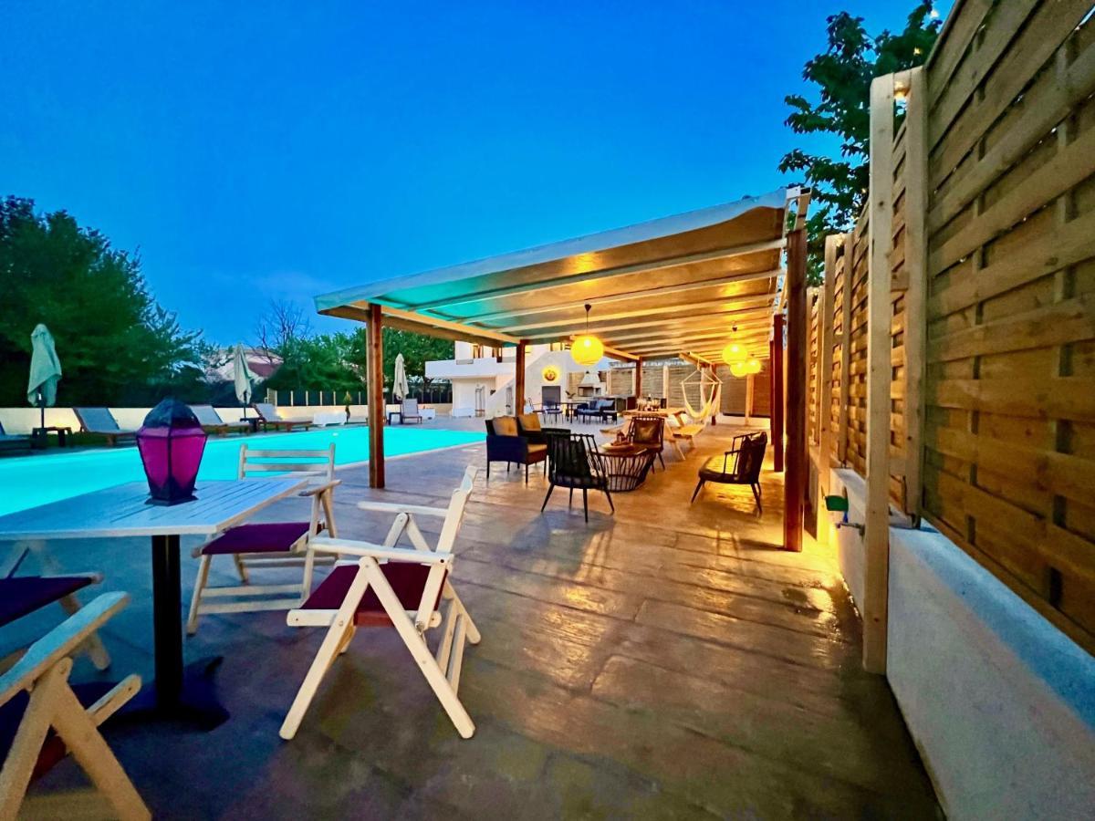 Beach Villa Verano With Private Pool By Dadovillas Sidárion 외부 사진